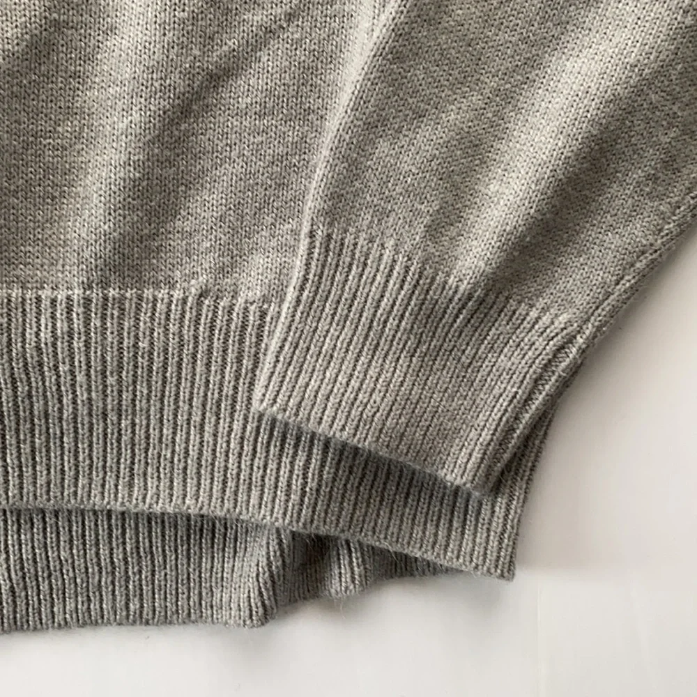 LOVE Sweater gray black dolman sleeves small